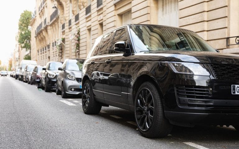 Paris Calls for Government Ban on SUVs in Urban Areas