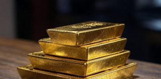 Gold Prices Surge Towards $3,200 (€2,950) Amid Tariff Uncertainty and Federal Reserve Policy Shifts