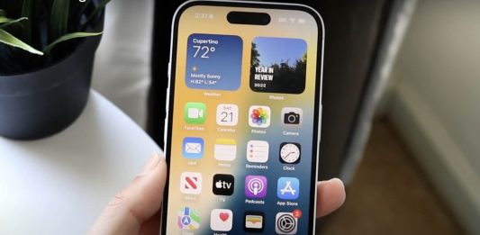 Trump Insists iPhone Production Is Viable in the US Amid New Tariffs