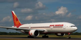 Pakistan Closes Airspace to Indian Airlines Amid Escalating Kashmir Tensions Pakistan Closes Airspace to Indian Airlines Amid Escalating Kashmir Tensions