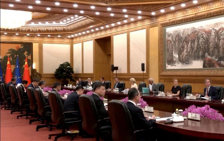 EU Leaders Urge China to Pressure Russia Amid Strategic Rift with Washington