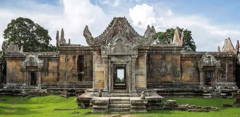 Border Clashes Between Thailand and Cambodia Raise Regional Tensions Amid Global Power Rivalries