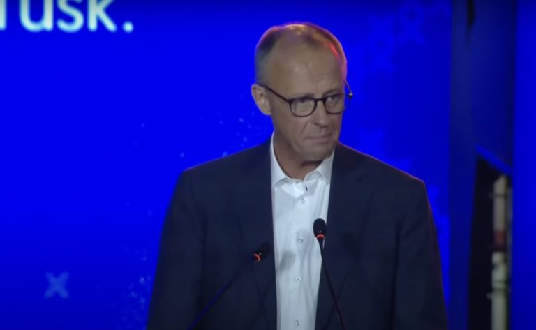 Merz says peace in Ukraine cannot mean Ukraine’s surrender, as EU leaders show support in Chișinău