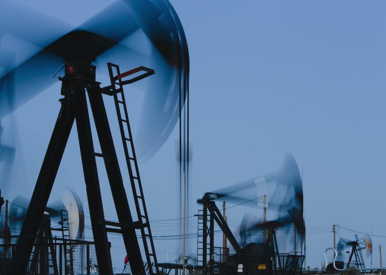 JP Morgan Warns Brent Could Fall Into $30s on Supply Glut by 2027