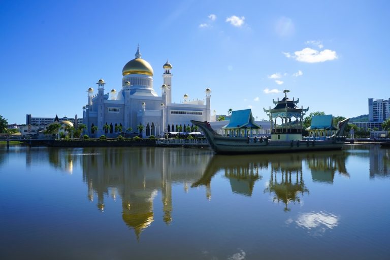 EU steps up Southeast Asia diplomacy as ministers meet in Brunei