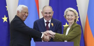 EU and Armenia Adopt Declaration After First Bilateral Summit