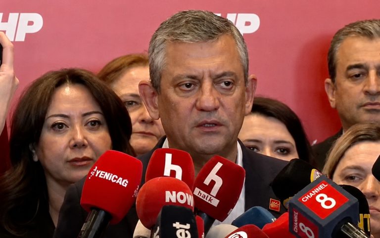 Turkey’s Opposition Crisis Deepens as Court Ruling Triggers New CHP Congress Fight