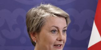 UK turns to China and India as Hormuz, Ukraine and trade pressures converge
